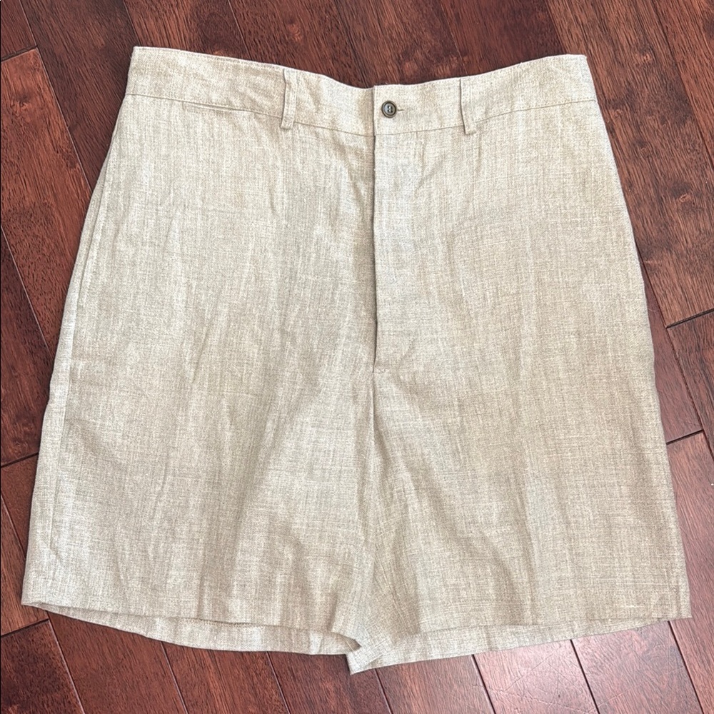 Giorgio Armani Beige Women's Shorts